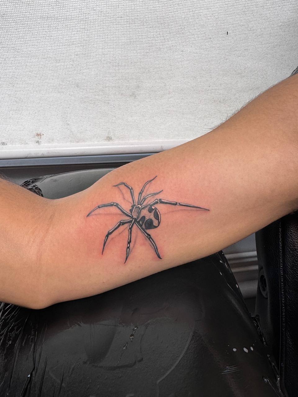 Midnight Studio tattoo piercing portfolio piece 7